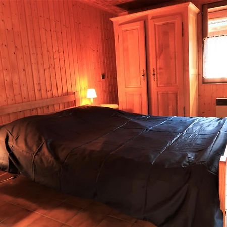 Charmieux Appartement En Chalet Typique Le Grand-Bornand Eksteriør bilde